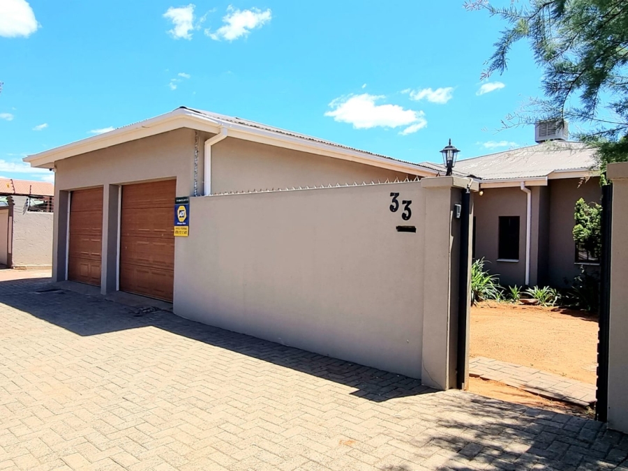 3 Bedroom Property for Sale in Herlear Northern Cape